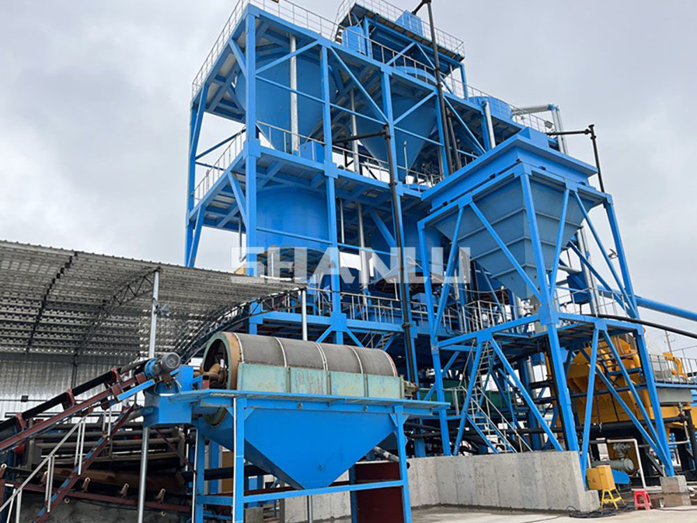 Photovoltaic sand production line with annual output of 600,000 tons